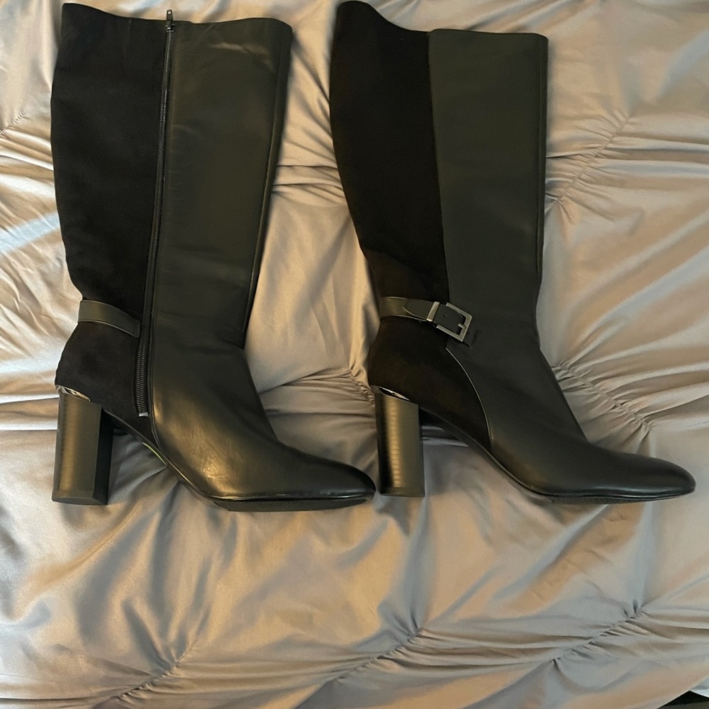 Black leather and suede calve high boots